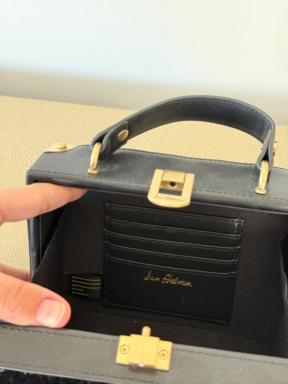 Sam Edelman Calla Hardcase Box Crossbody Black Velvet Bag - Picture 5 of 6